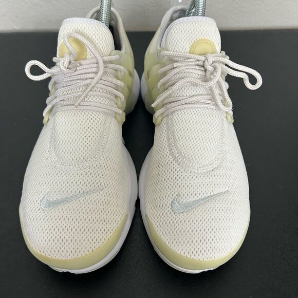 Nike Air Presto White Womens Sneakers, Size 8 #878068-100 - Picture 6 of 7
